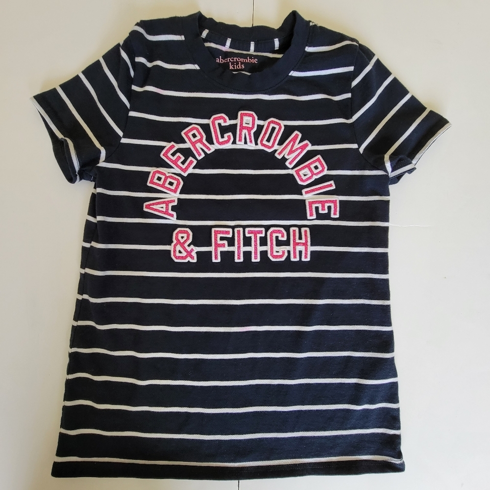 ♦️2/$25♦️Abercrombie Kids Girls Graphic Tee Size 9/10